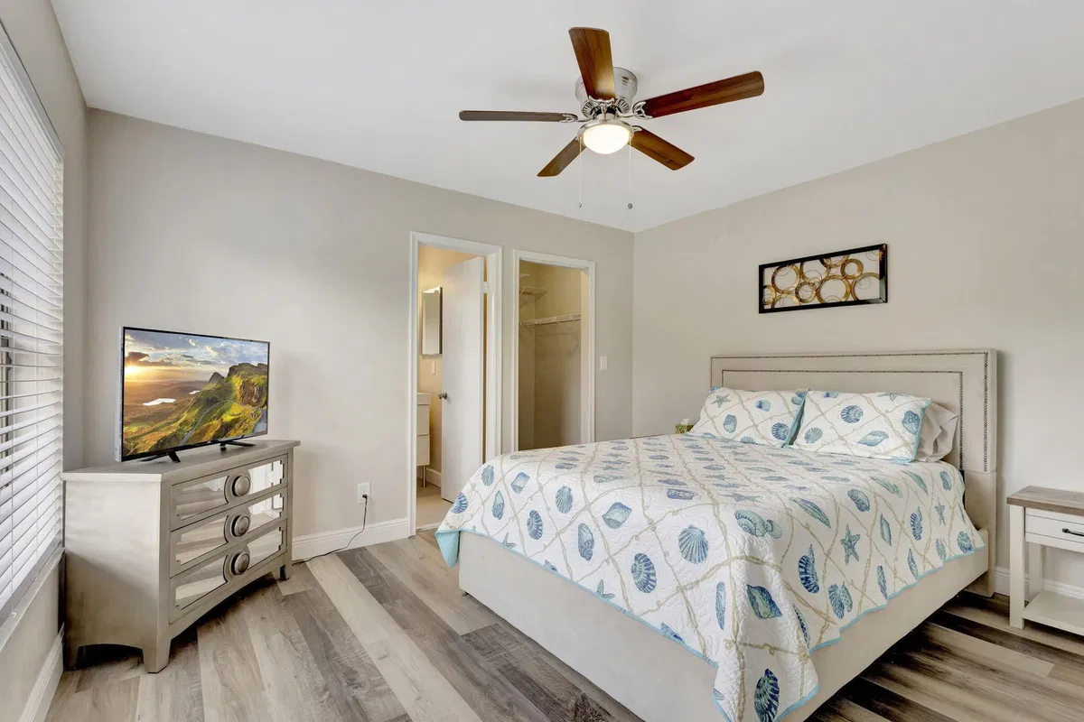 PGA National Palm Beach Gardens Unit 1 photo 28