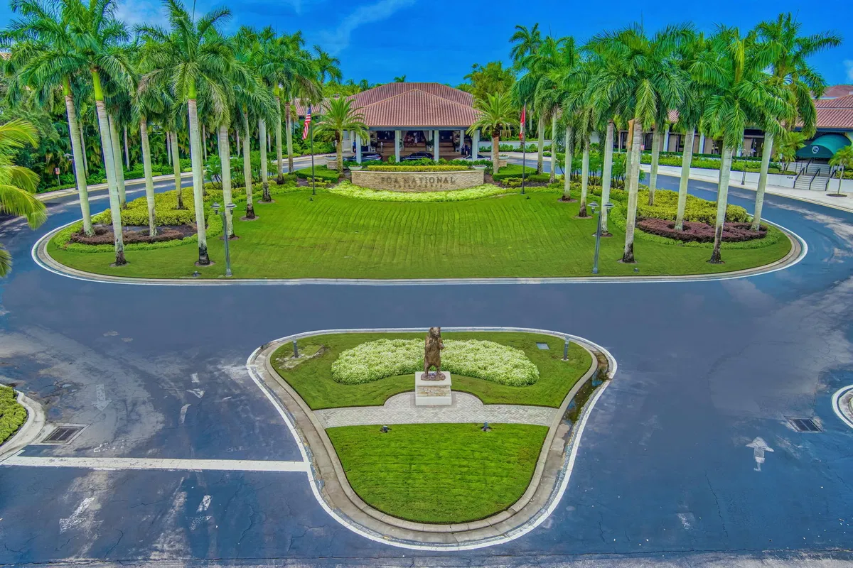 PGA National Palm Beach Gardens Unit 1 photo 40