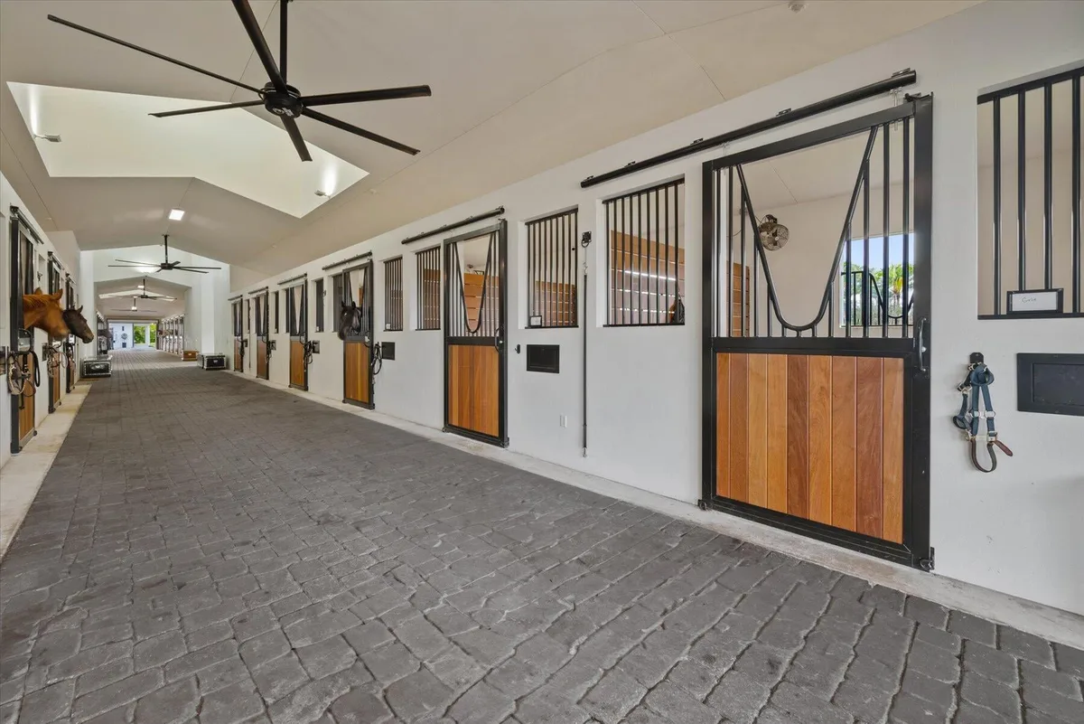 Residence photo 7