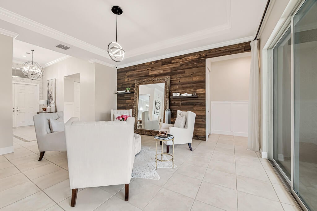 Residence photo 25