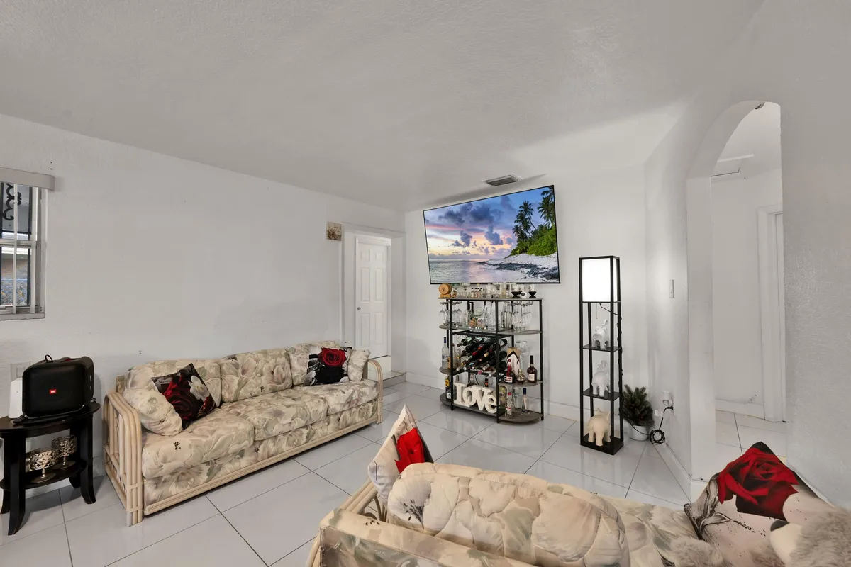 Residence photo 7