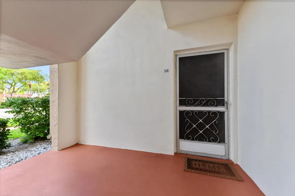 Unit 368 photo 22