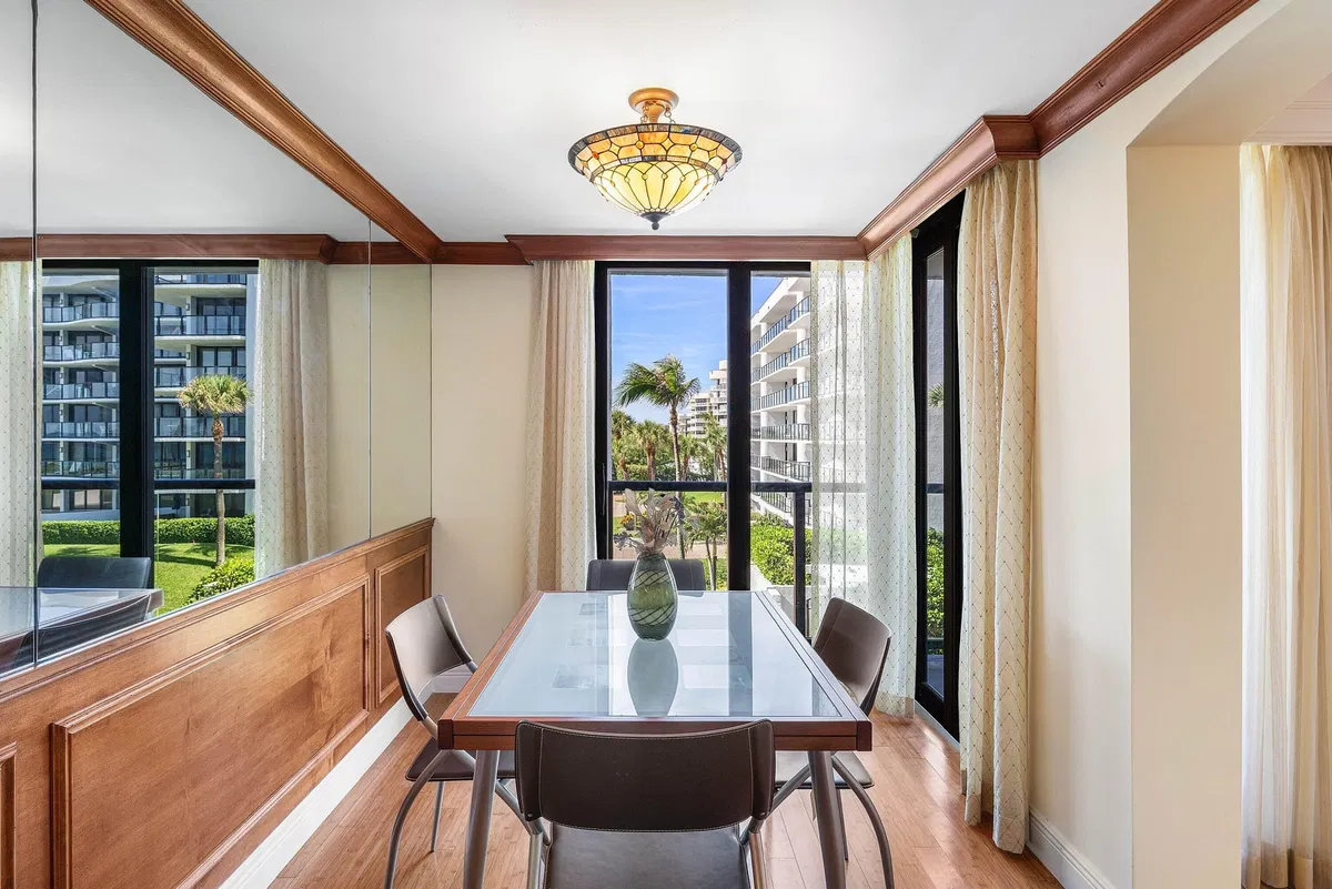 South Palm Beach Unit 304 photo 7