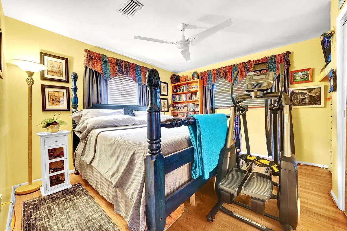 Residence photo 13