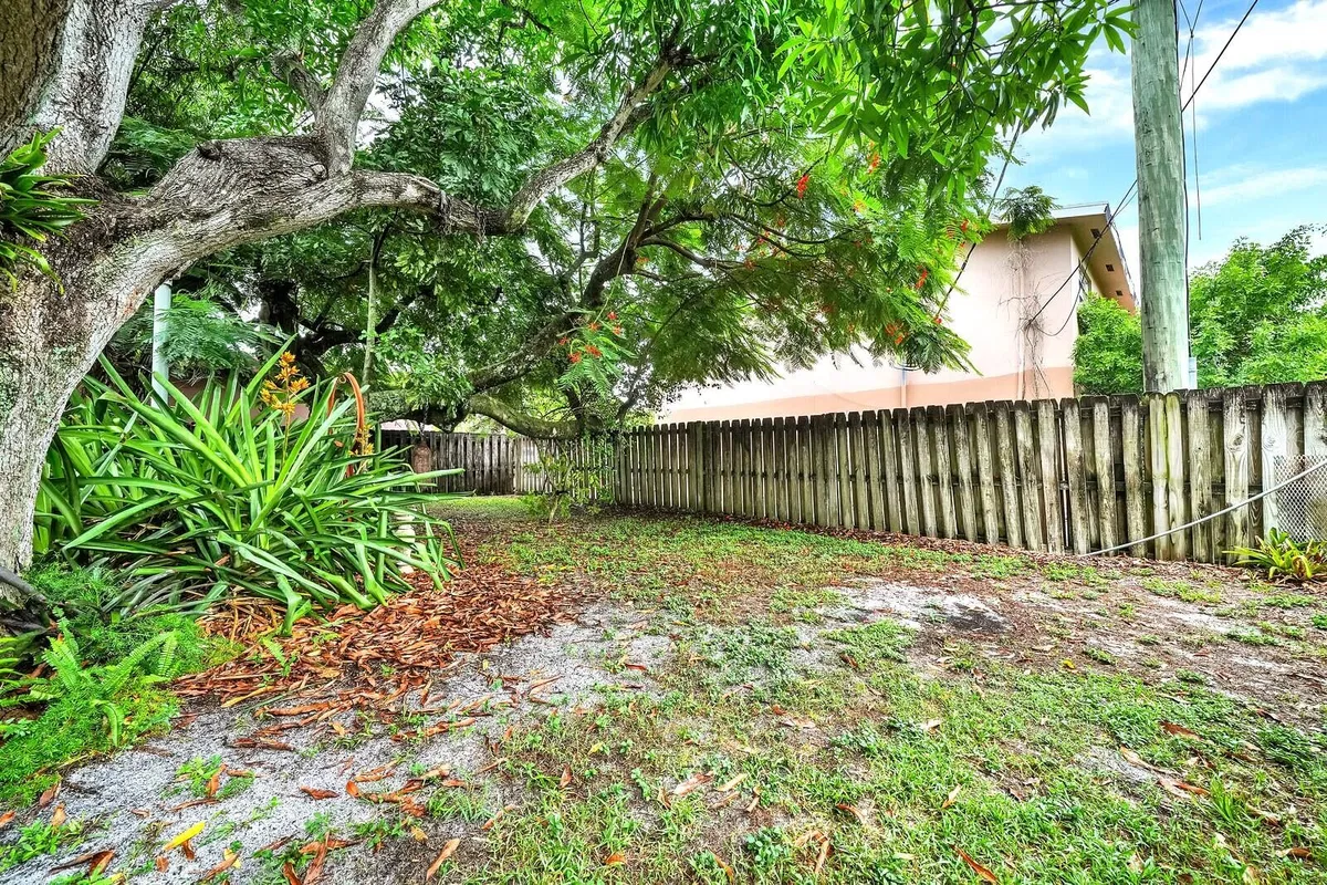Residence photo 28
