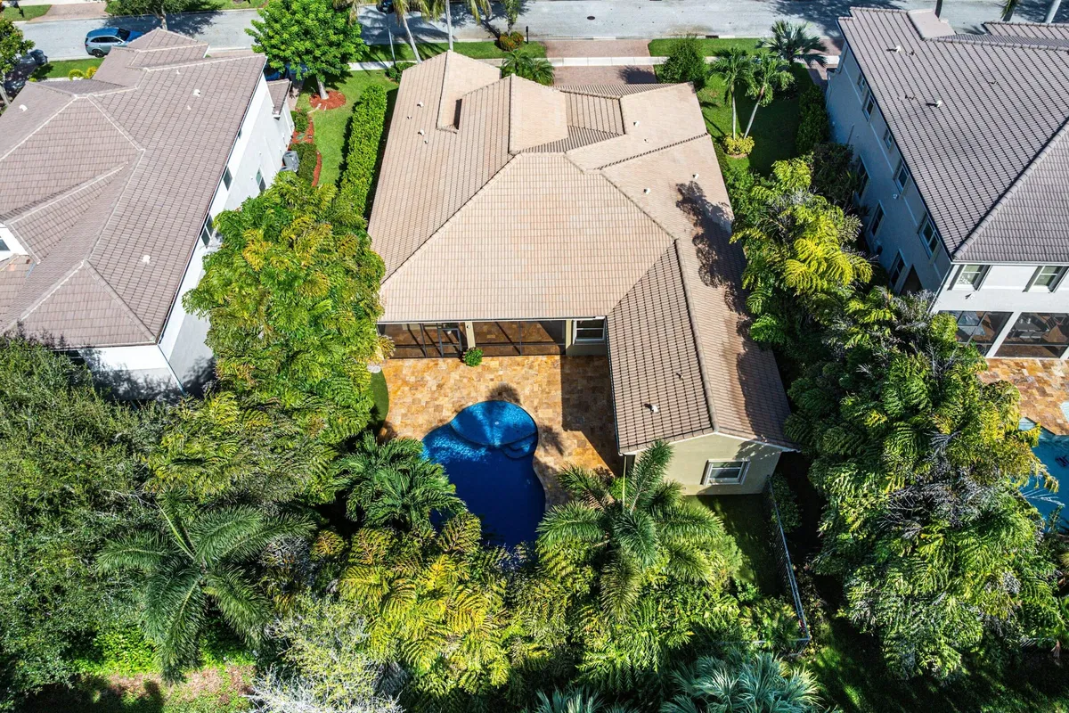 Residence photo 10