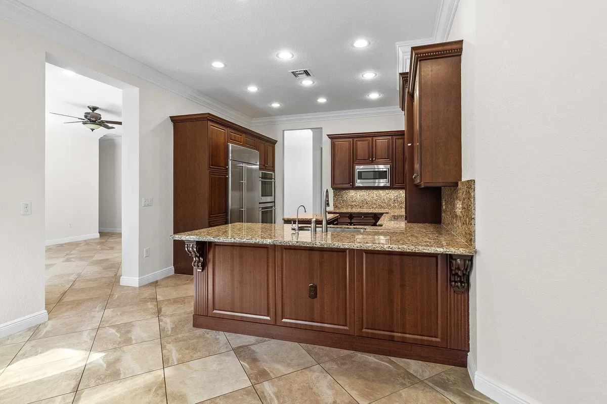 Residence photo 19