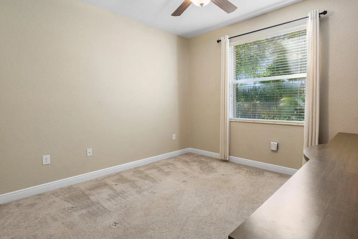 Residence photo 49