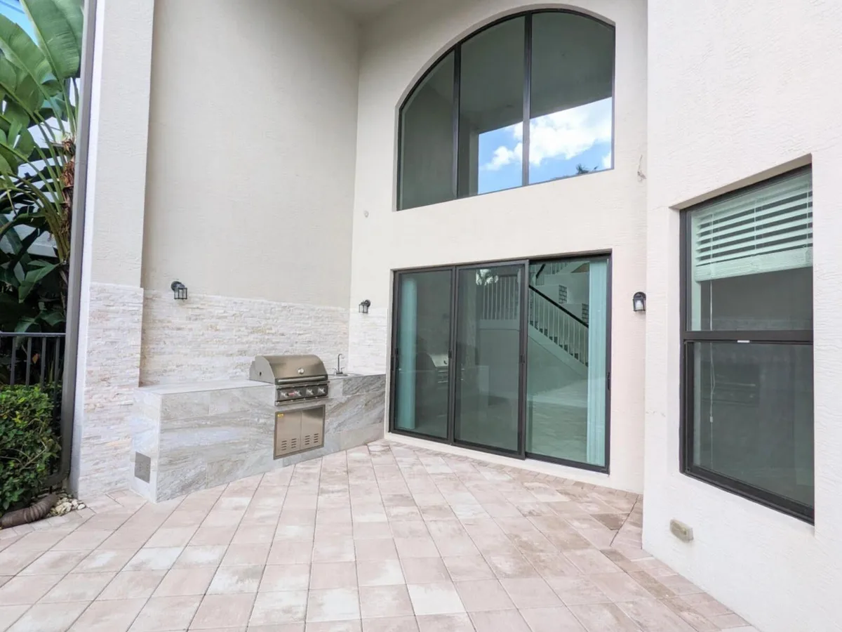 Hyder Agr Pud Residence photo 31