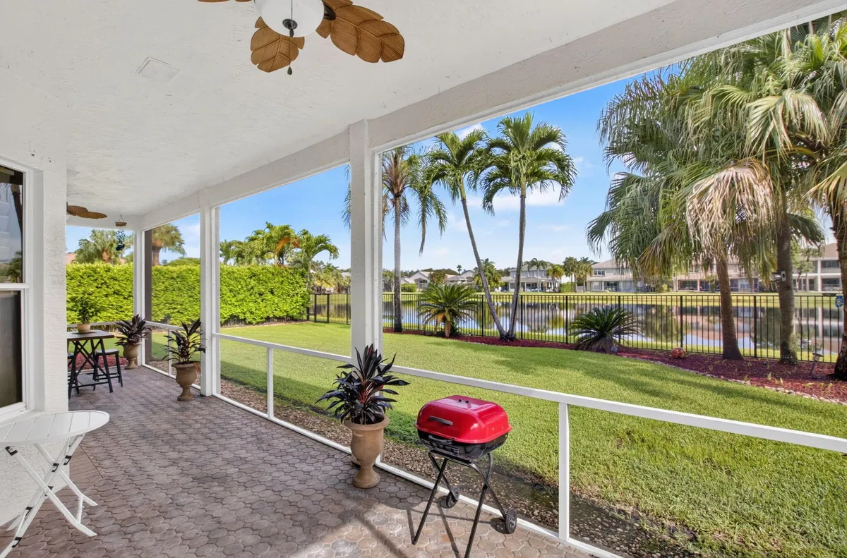 Saturnia Boca Raton Residence photo 28