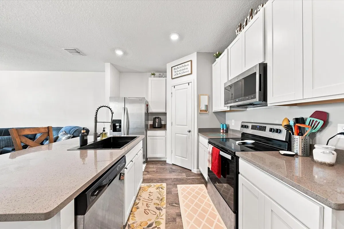 Residence photo 7
