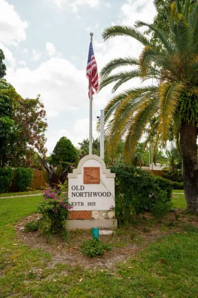 West Palm Beach Residence photo 19