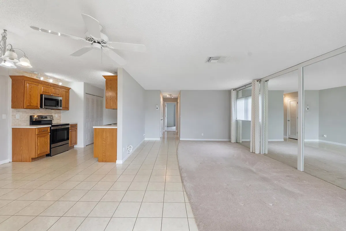 Residence photo 7