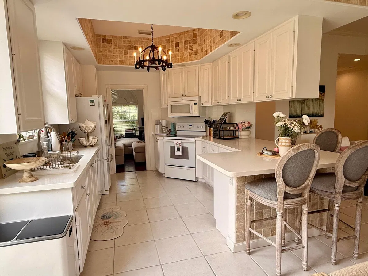 Residence photo 19