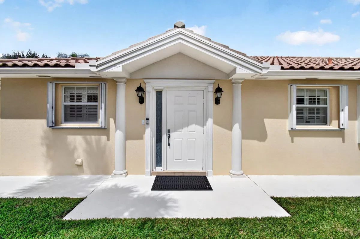 Residence photo 4