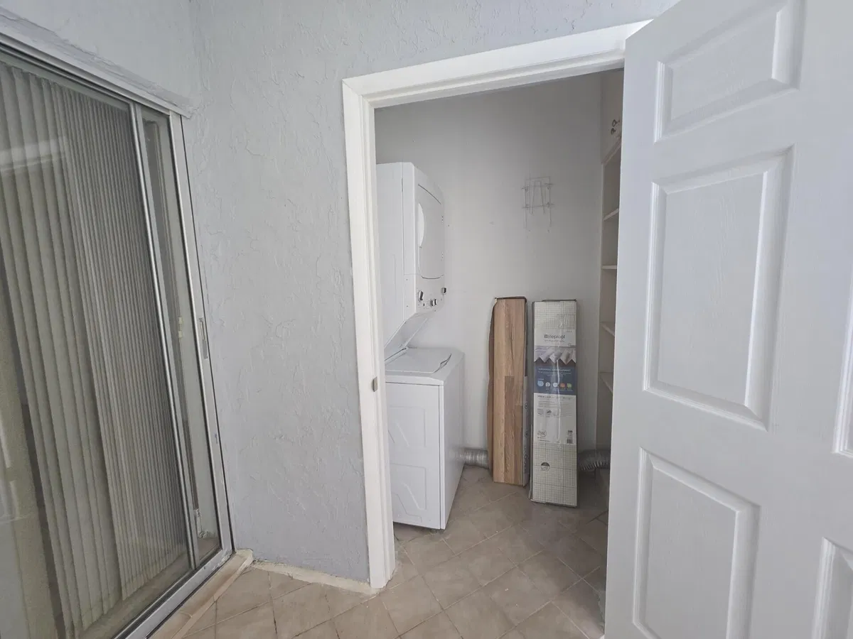  Unit 2140 photo 22