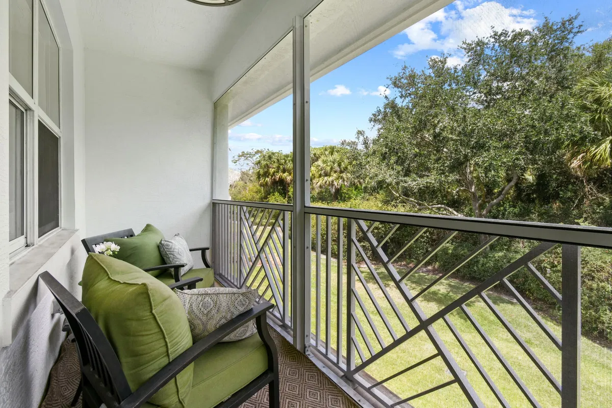  Residence photo 19