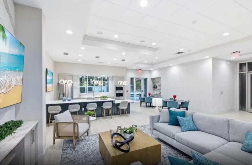  Unit Mystique 41 photo 25