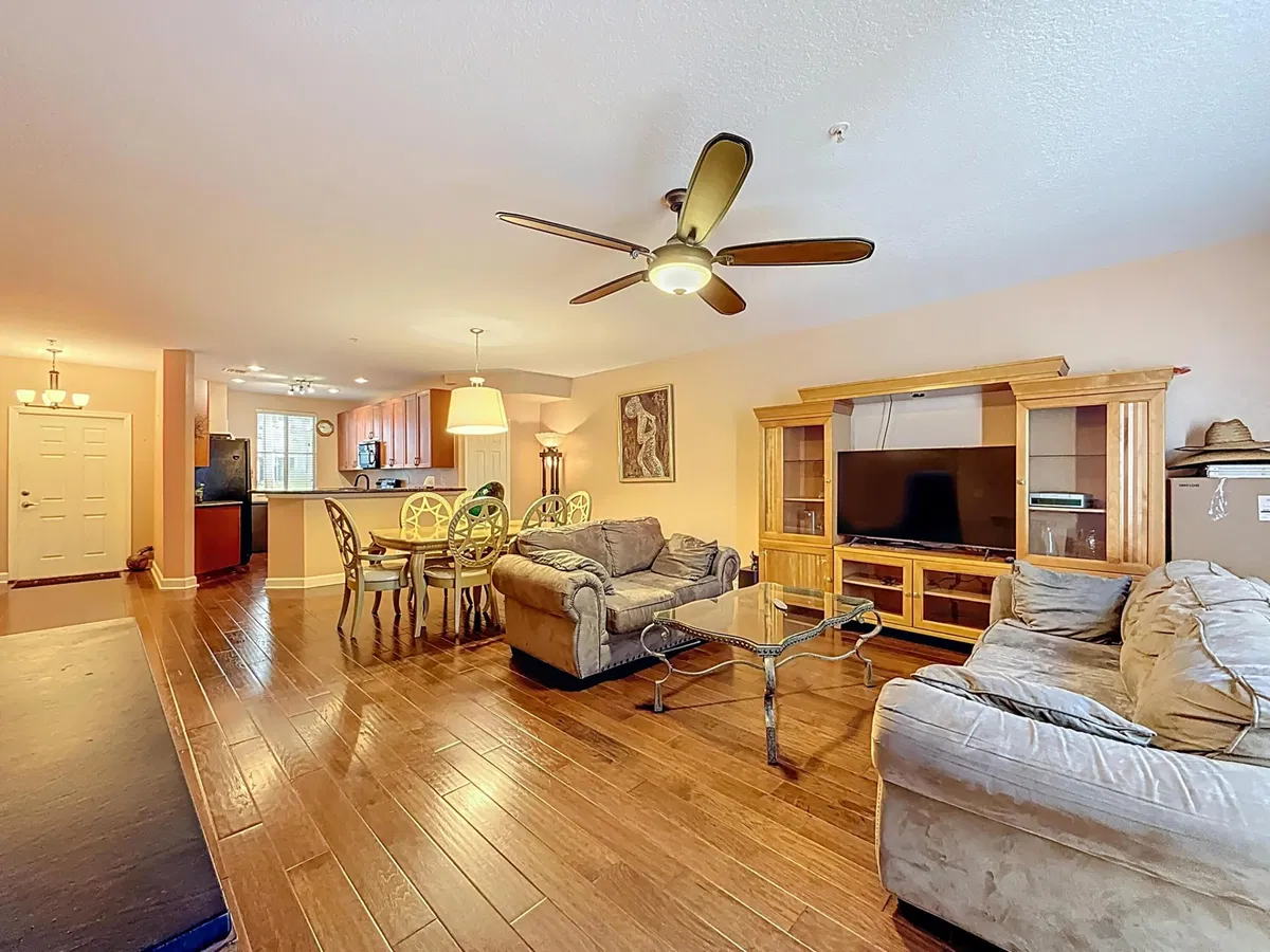 Residence photo 34