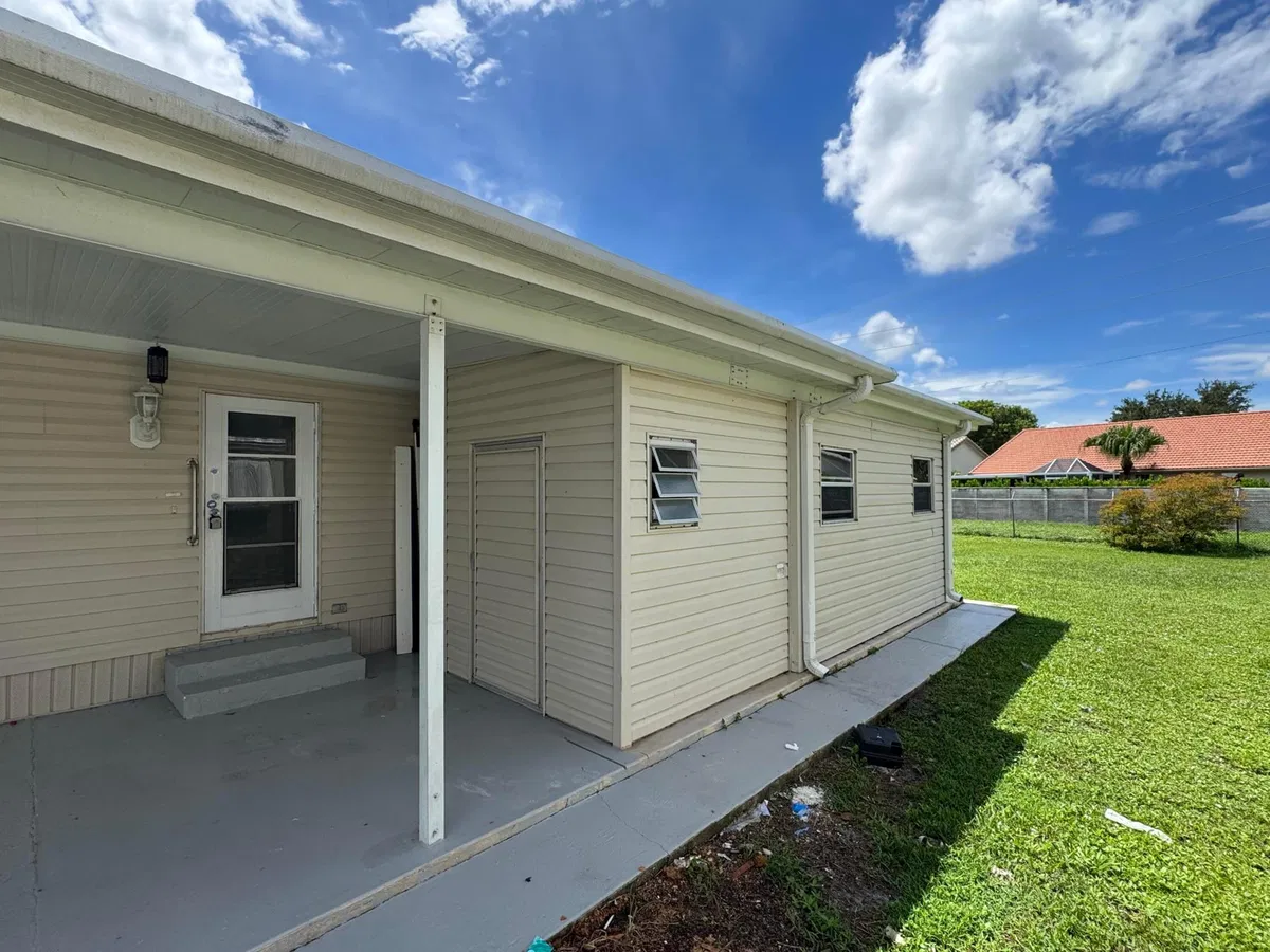 Residence photo 4