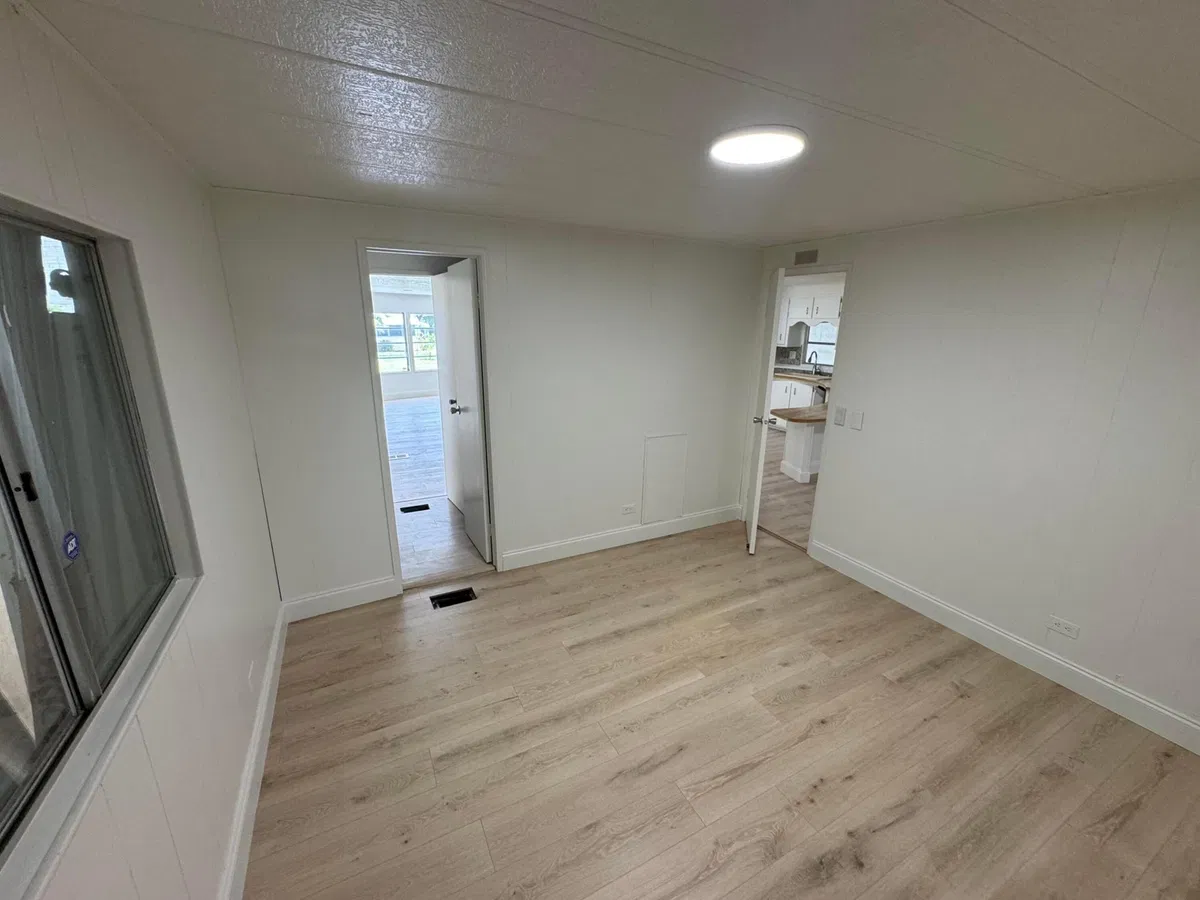 Residence photo 25