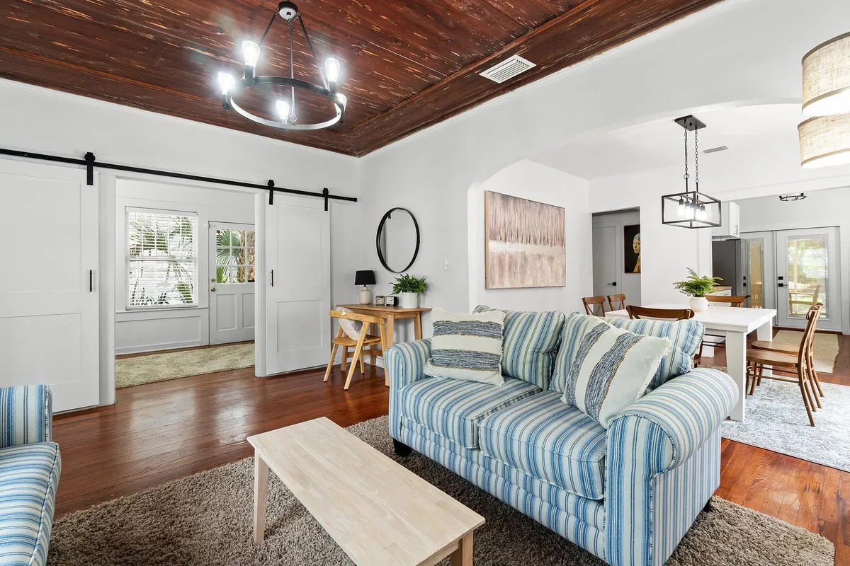 West Palm Beach Residence