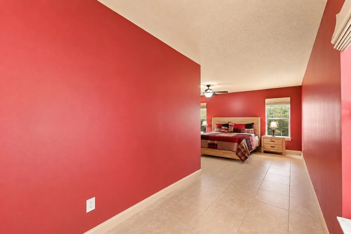 Residence photo 43