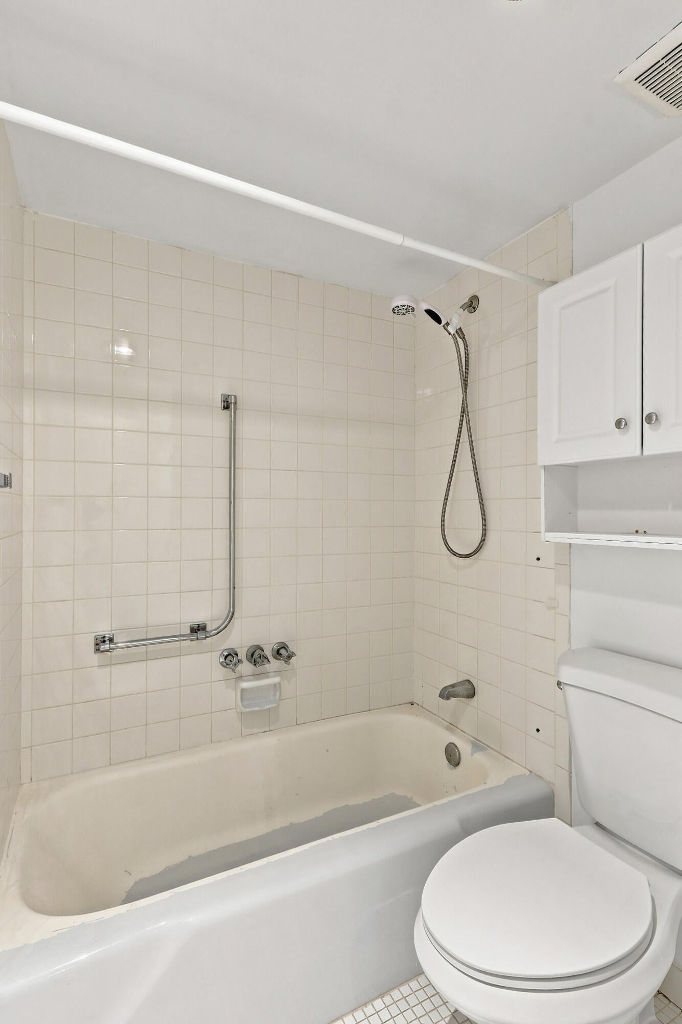 Unit 137 photo 28