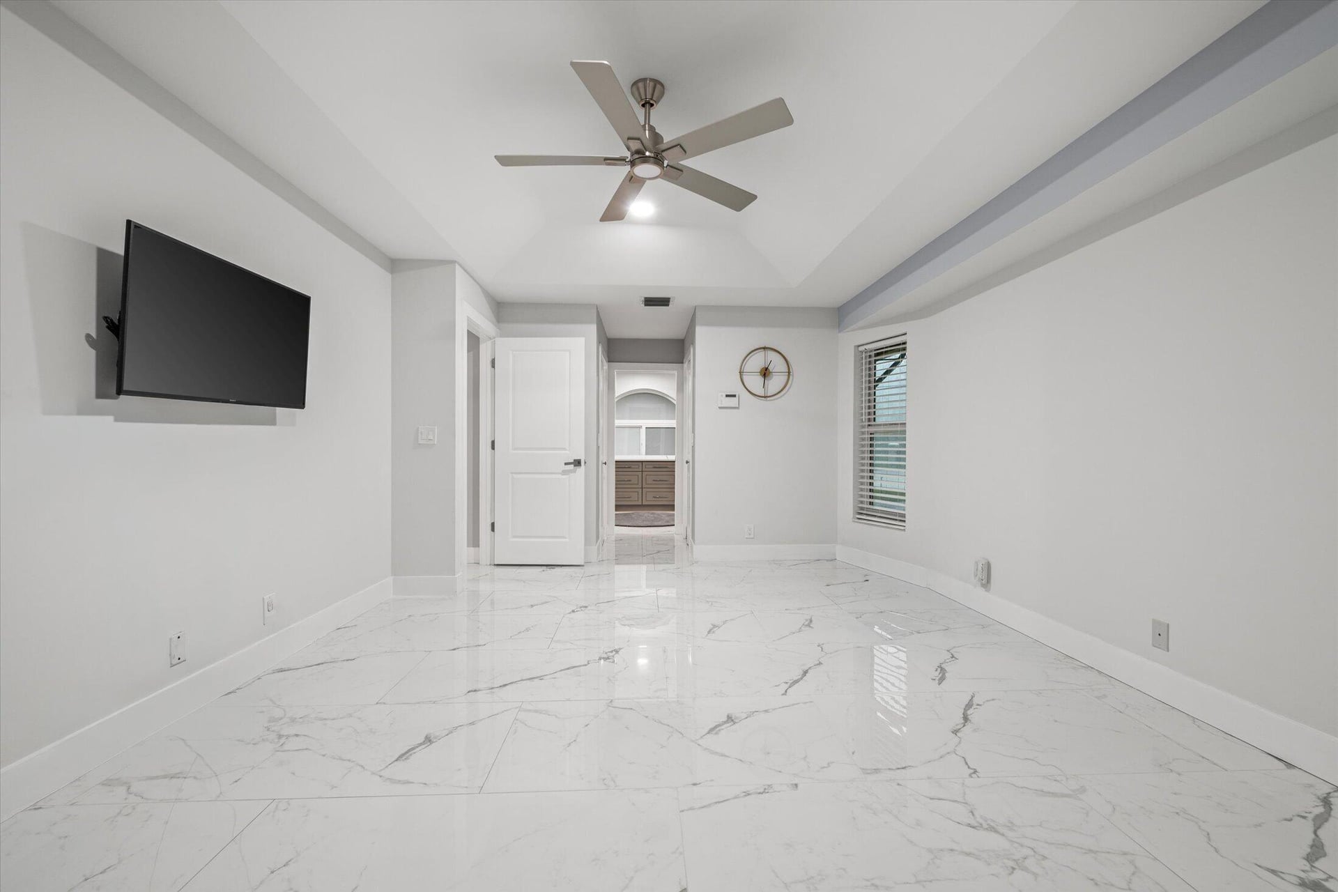 Residence photo 16