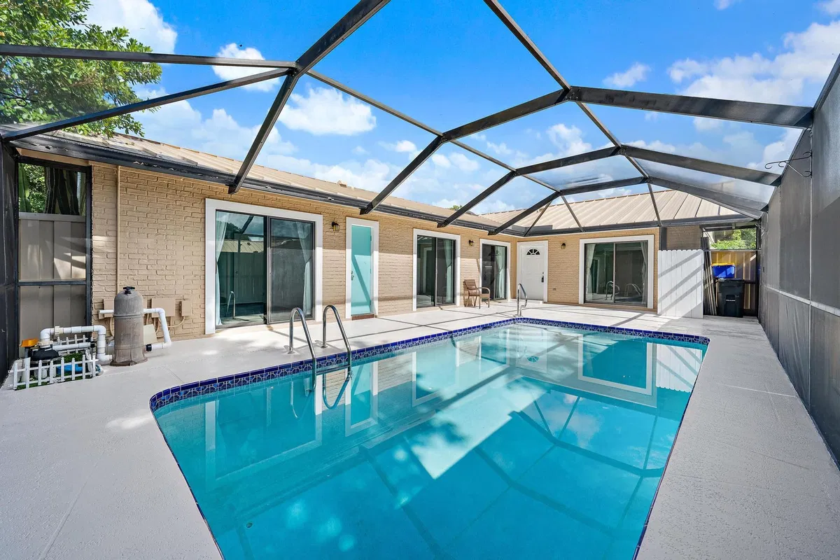 Old Palm Golf Club Residence