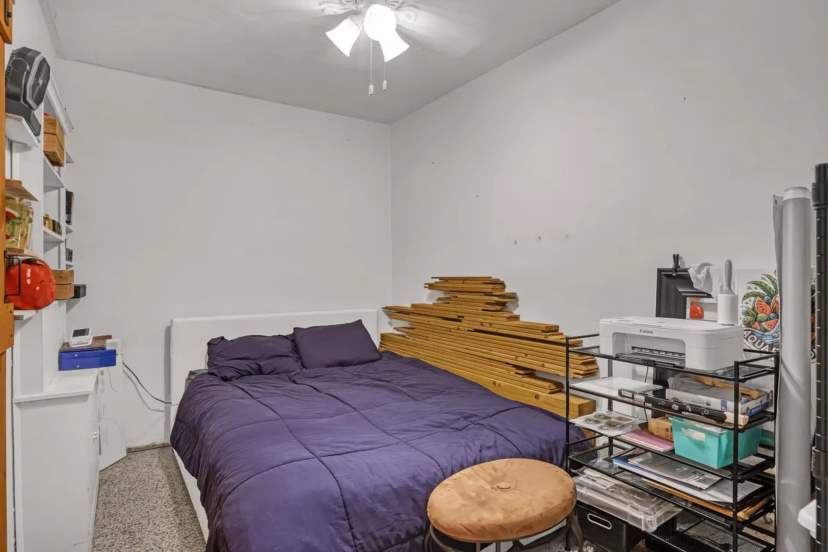 Residence photo 25