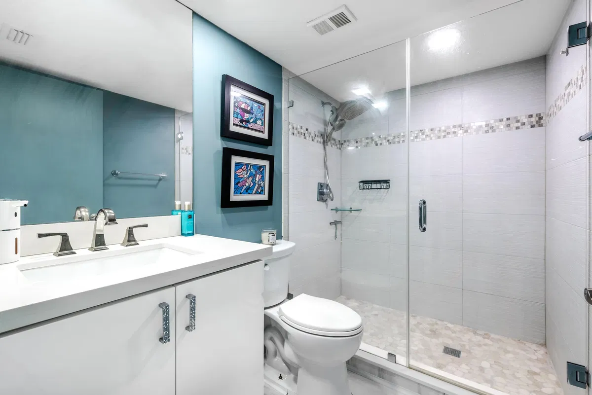 Unit 9802 photo 13