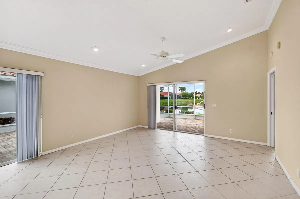  Residence photo 13