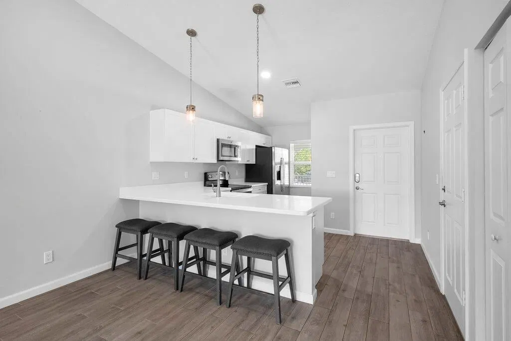  Residence photo 7