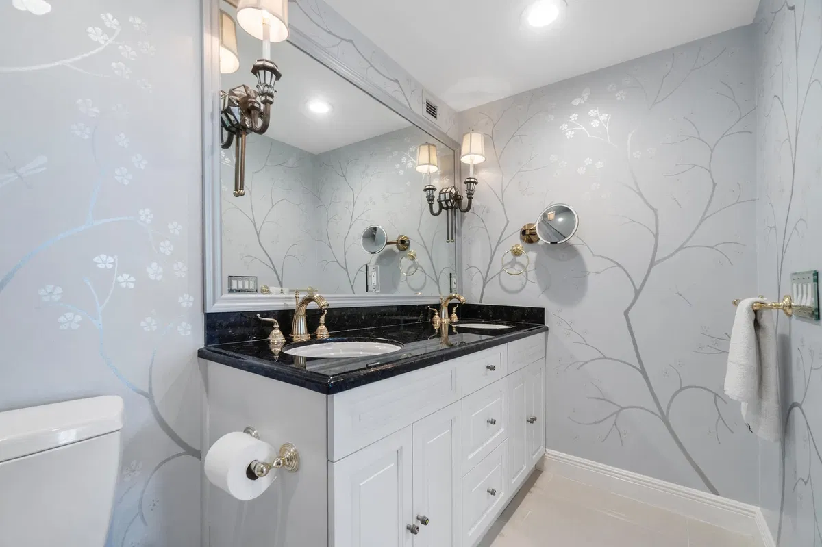 Palm Beach Towers, Palm Beach Unit 526B photo 10