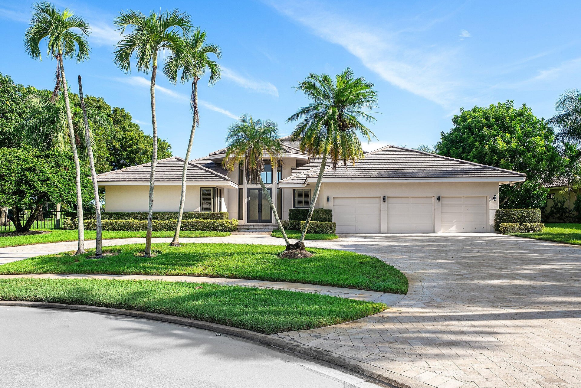 Bocaire Country Club Residence