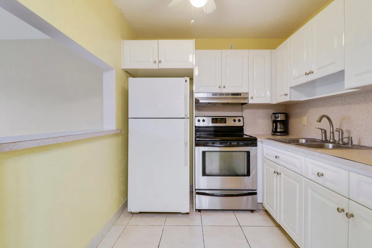 Unit 109 photo 13