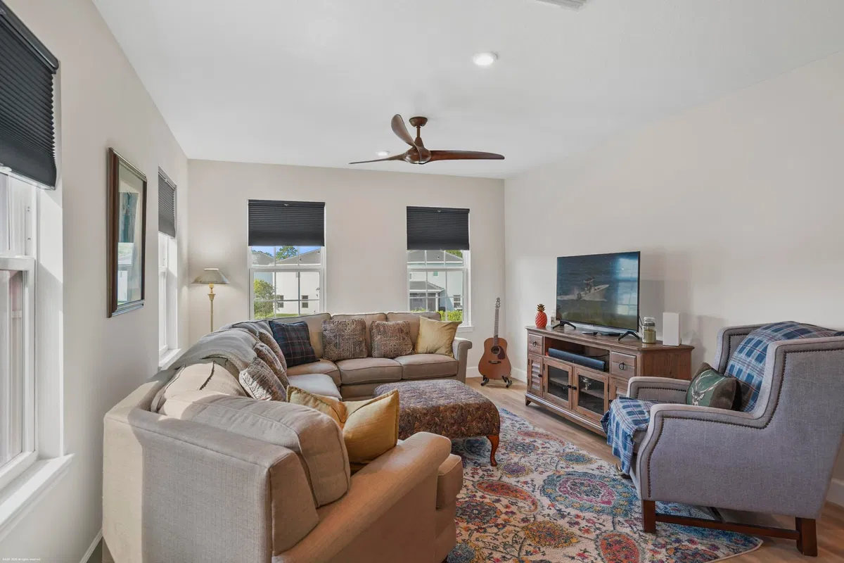Residence photo 28