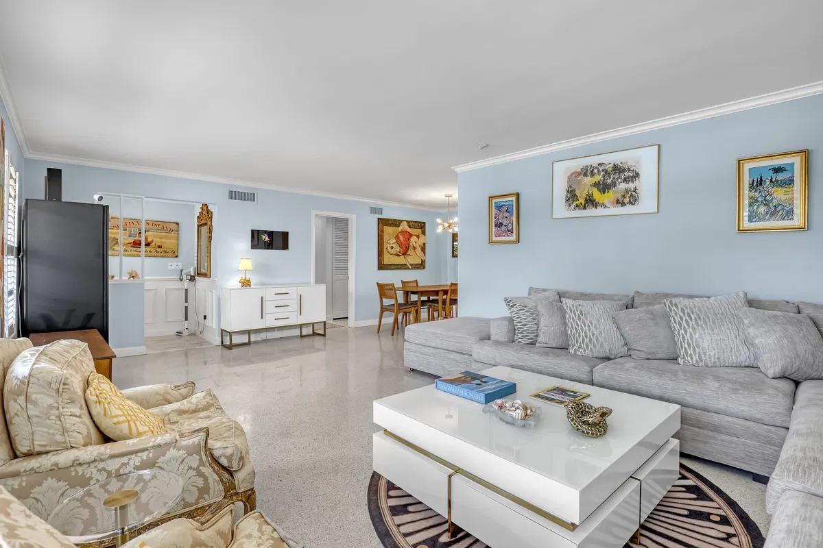 Palm Beach Shores Residence photo 10