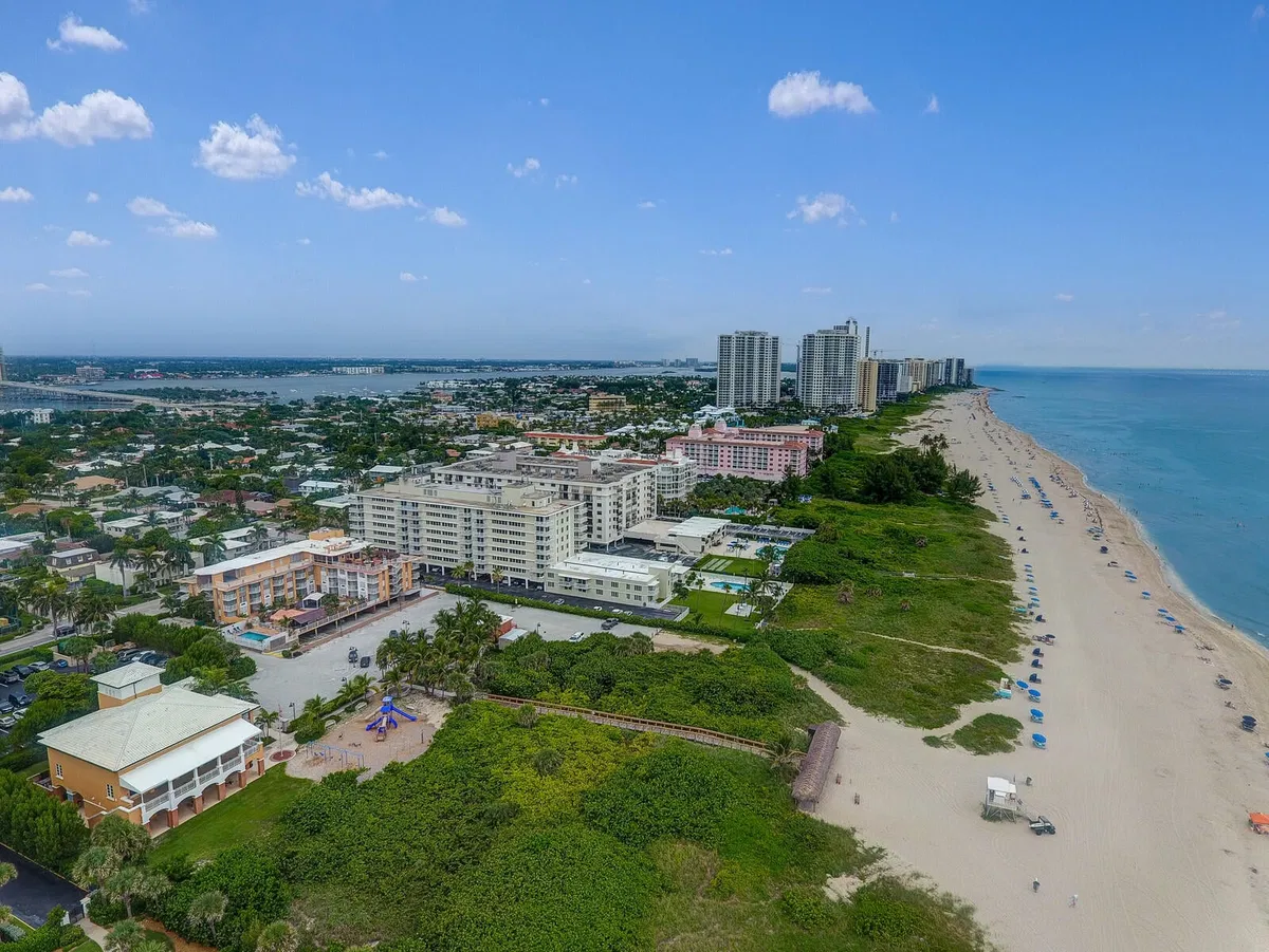 Palm Beach Shores Residence photo 46