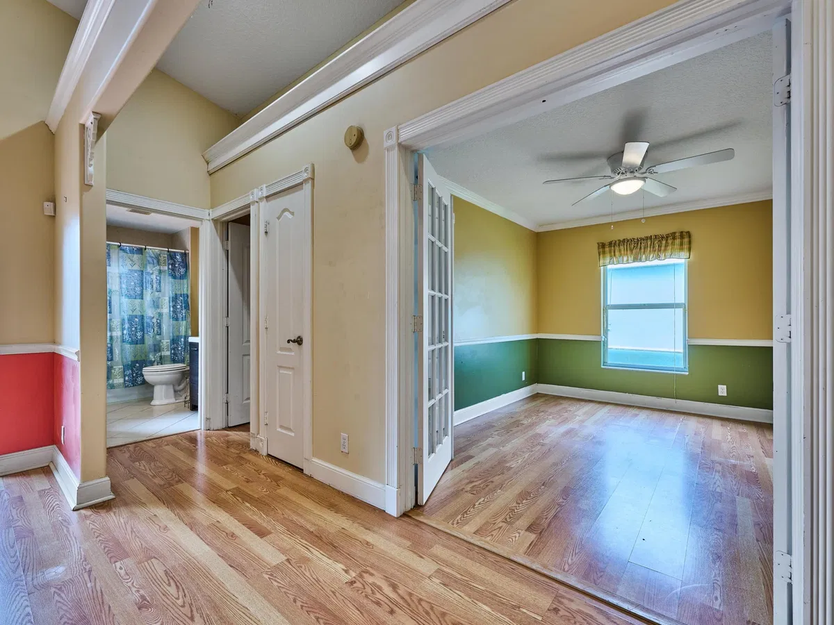 Residence photo 28