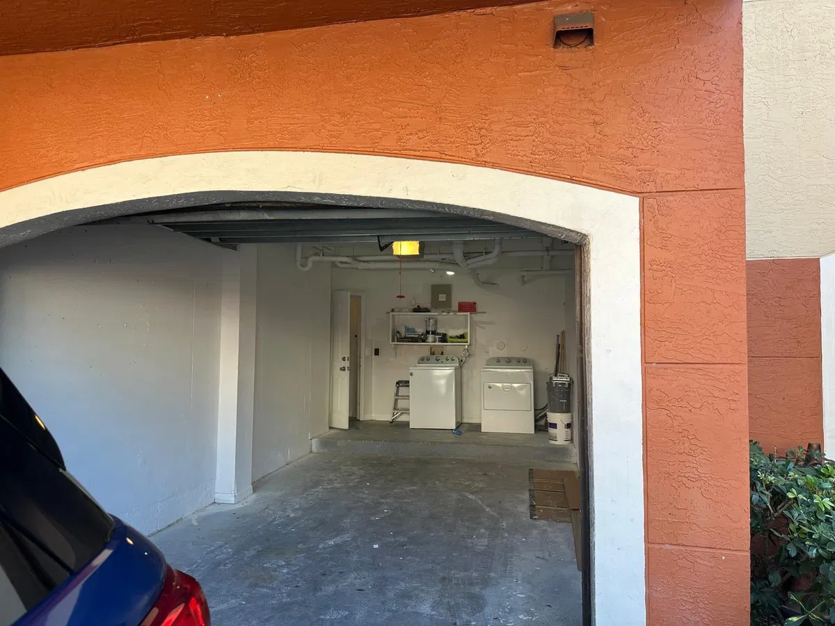  Unit 609 photo 22