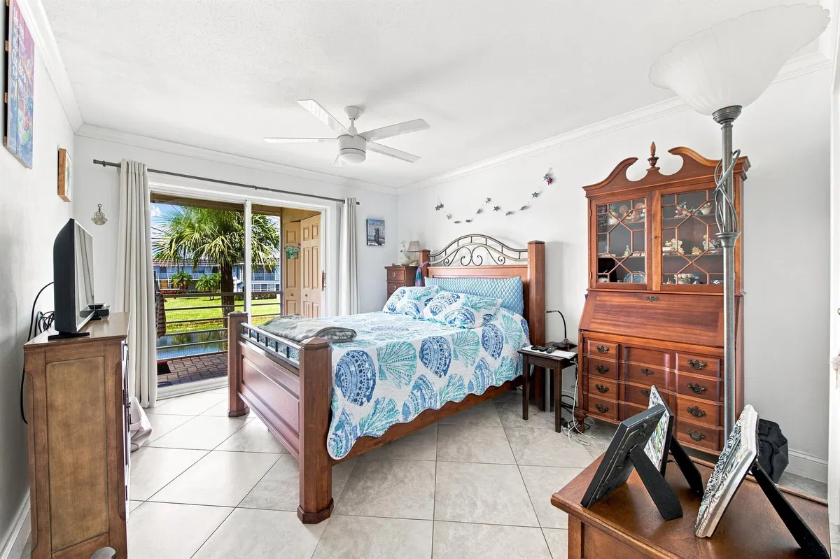 Residence photo 13