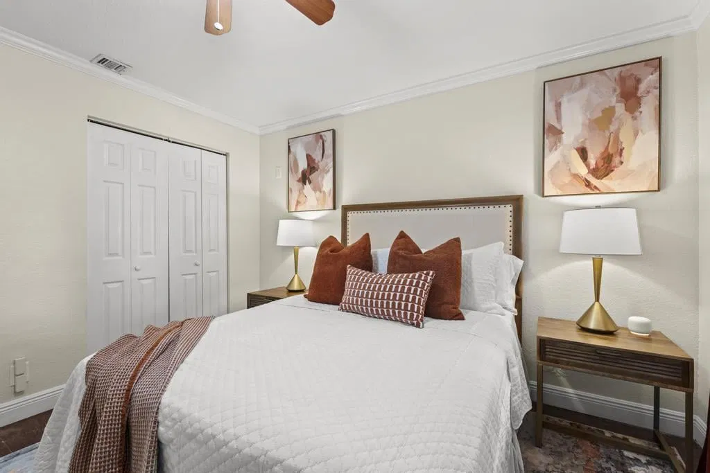  Residence photo 34