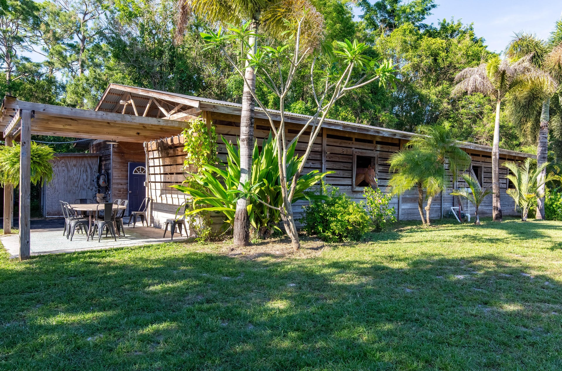 Residence photo 4