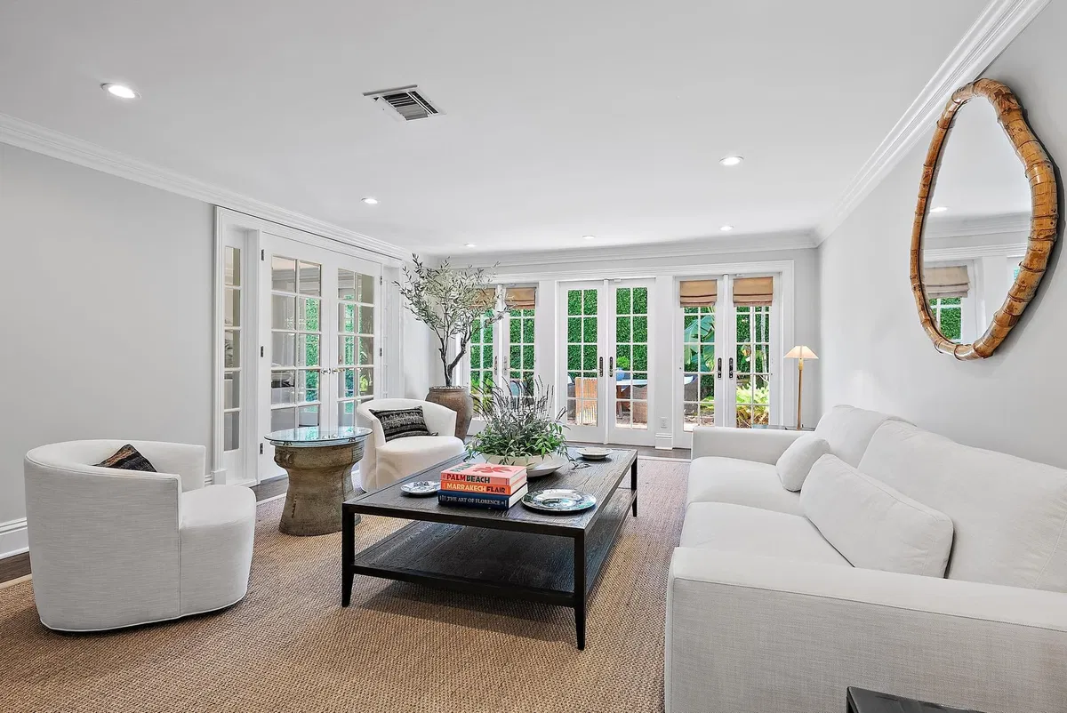 North End Palm Beach Residence photo 4