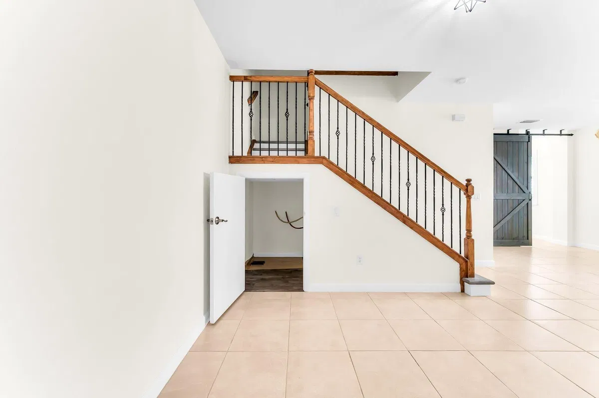  Residence photo 10