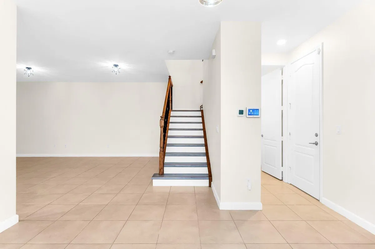  Residence photo 13