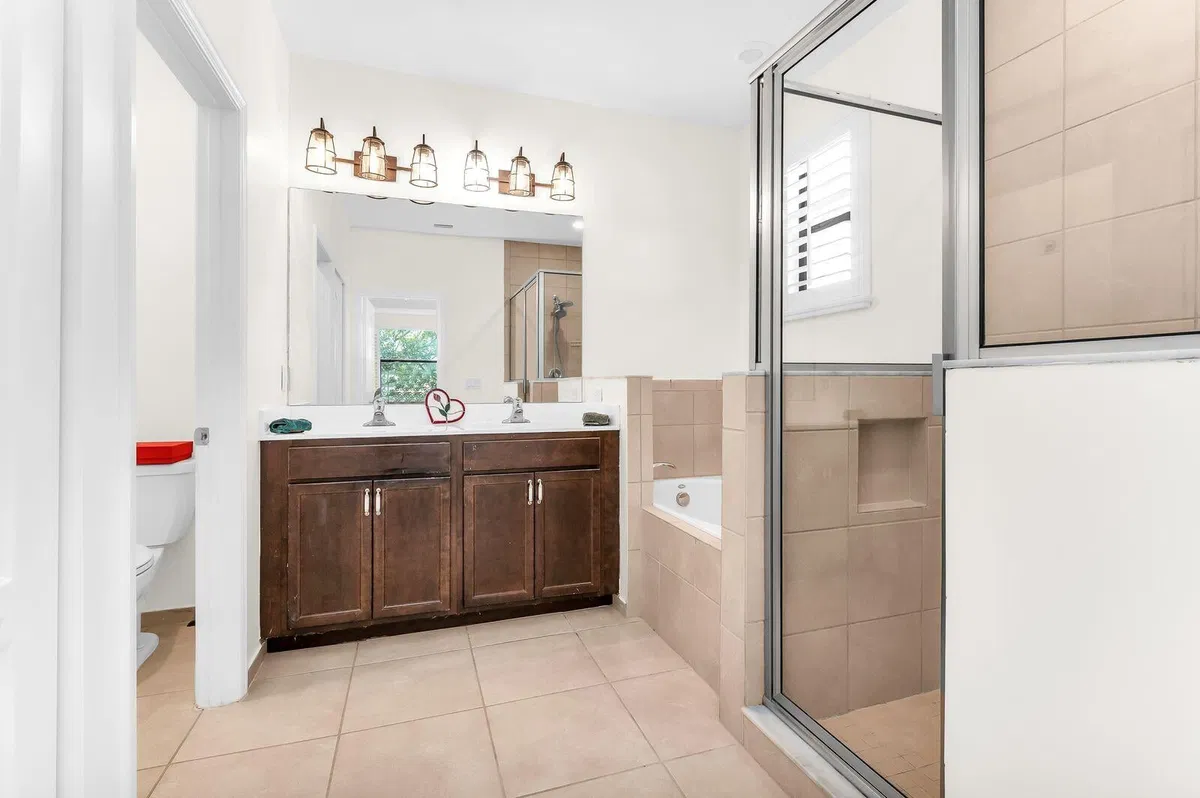  Residence photo 22