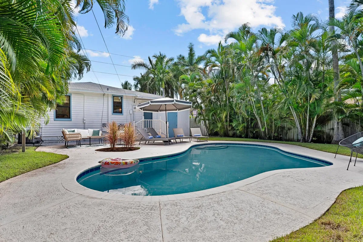 West Palm Beach Residence photo 16